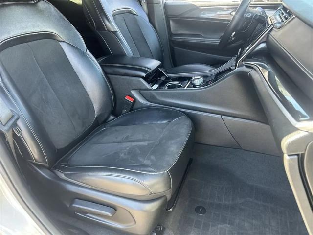2022 Jeep Grand Cherokee L Altitude 4x4