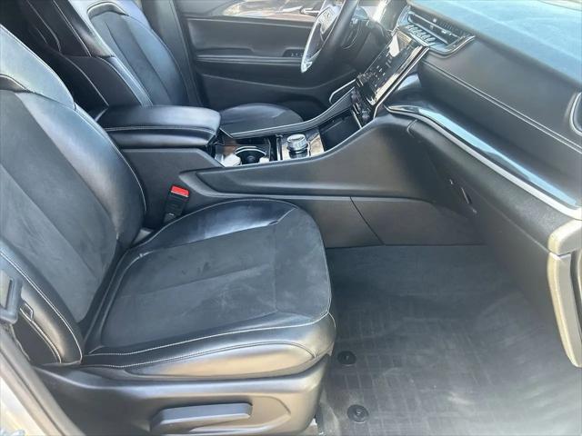 2022 Jeep Grand Cherokee L Altitude 4x4