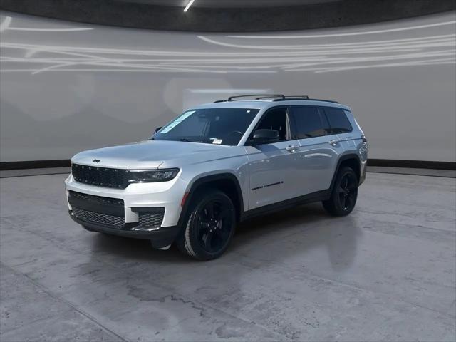 2022 Jeep Grand Cherokee L Altitude 4x4