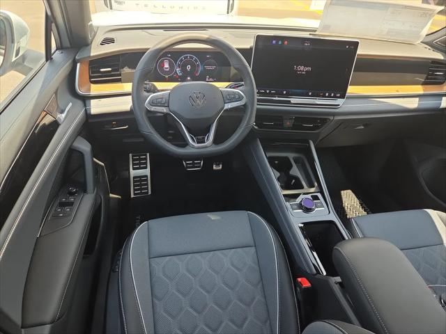 2026 Volkswagen Tiguan SEL R-Line Turbo