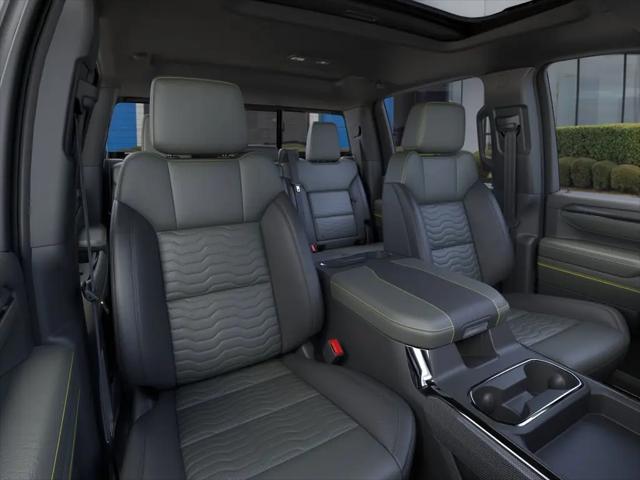 2026 Chevrolet Silverado 2500HD Crew Cab, Standard Bed, XR2, 4WD