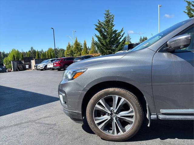 2019 Nissan Pathfinder S