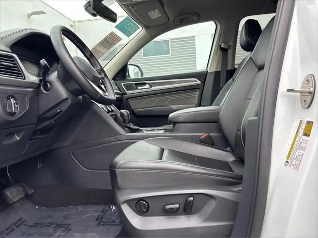 2023 Volkswagen Atlas 3.6L V6 SE w/Technology