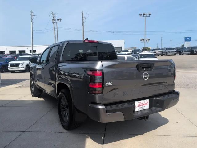 2025 Nissan Frontier Crew Cab SV 4x2