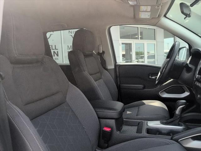 2025 Nissan Frontier Crew Cab SV 4x2