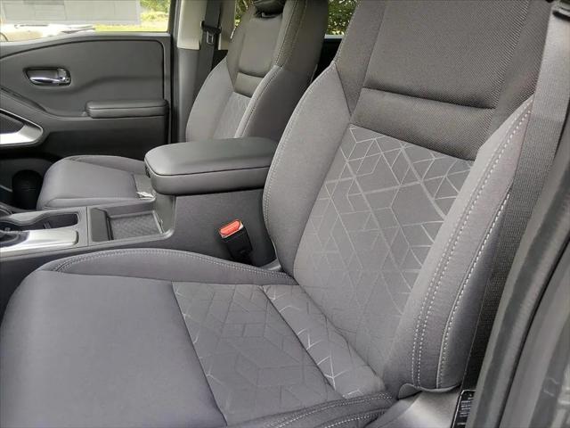 2026 Nissan Frontier Crew Cab SV 4x2