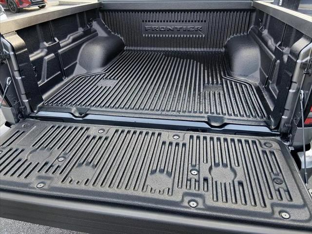 2026 Nissan Frontier Crew Cab SV 4x2