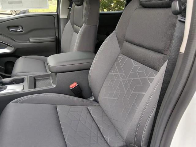 2026 Nissan Frontier Crew Cab SV 4x2