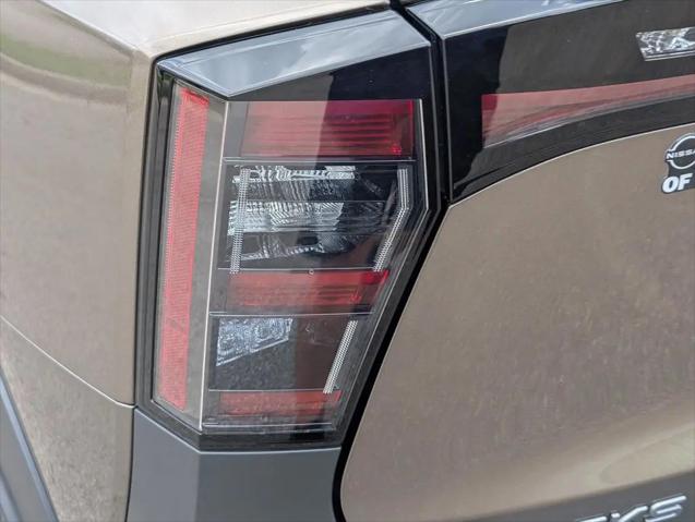 2025 Nissan Kicks SR FWD