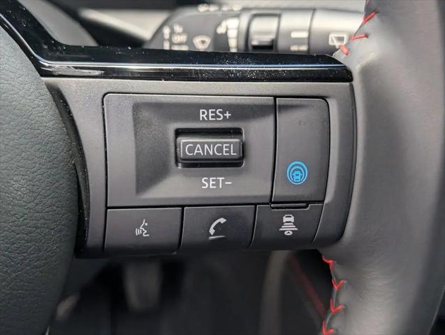 2025 Nissan Kicks SR FWD