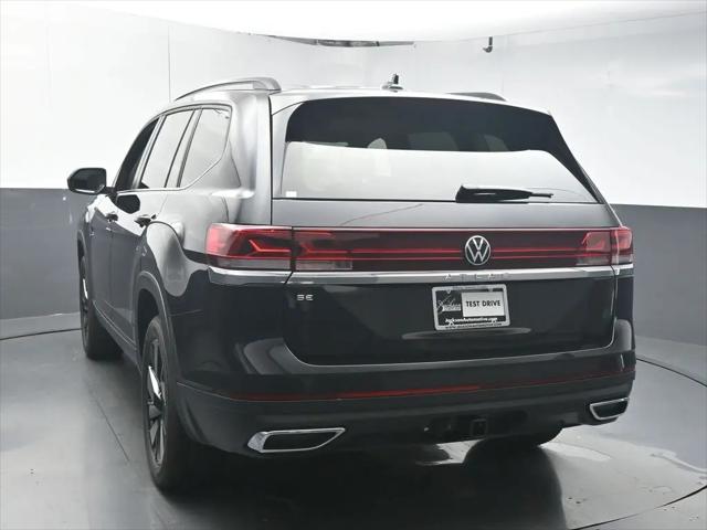 2026 Volkswagen Atlas SE with Technology