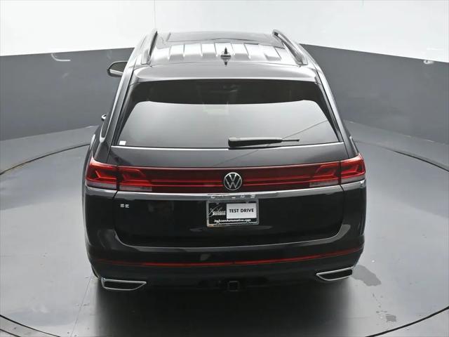 2026 Volkswagen Atlas SE with Technology