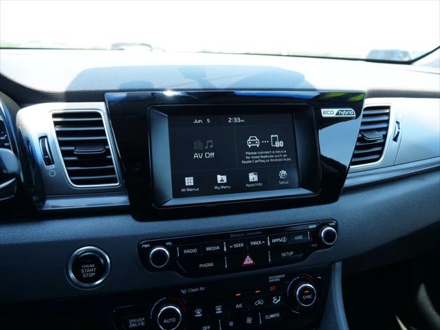2017 Kia Niro LX