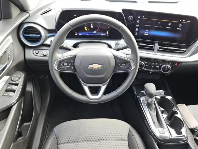 2025 Chevrolet Trax FWD LT