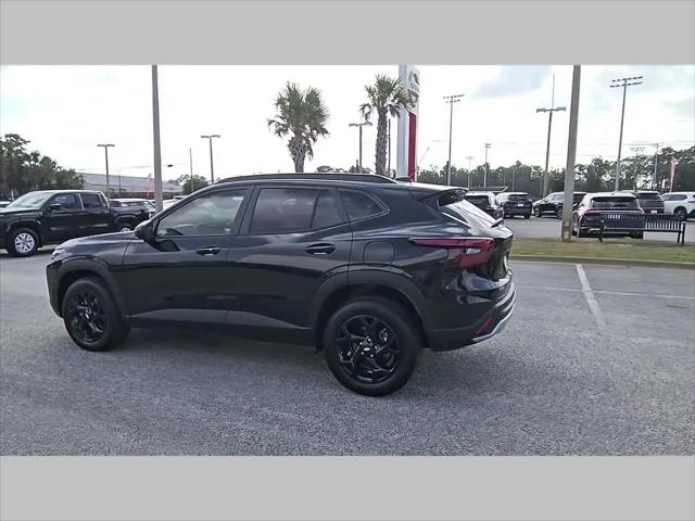 2025 Chevrolet Trax FWD LT