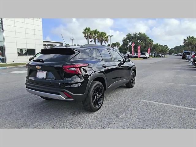 2025 Chevrolet Trax FWD LT
