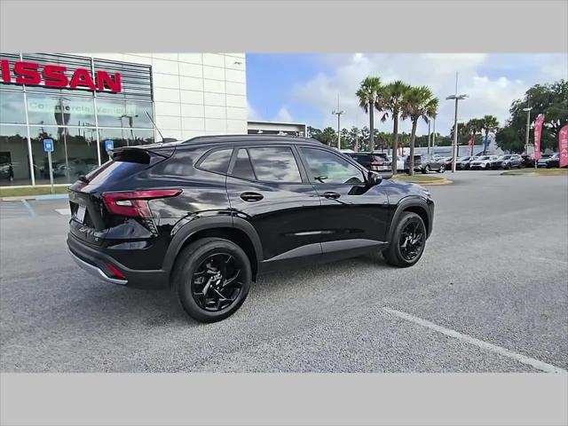 2025 Chevrolet Trax FWD LT