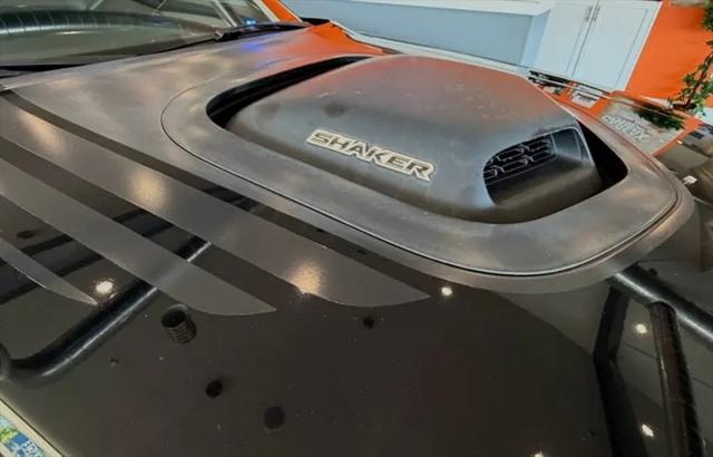 2016 Dodge Challenger R/T Plus Shaker