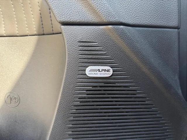 2016 Dodge Challenger R/T Plus Shaker