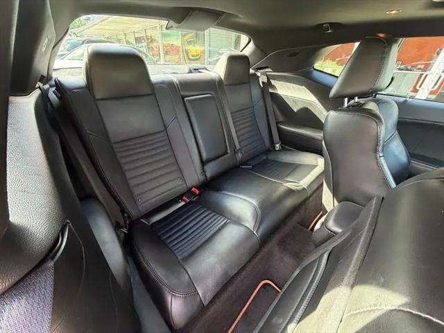 2016 Dodge Challenger R/T Plus Shaker