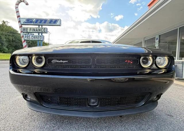2016 Dodge Challenger R/T Plus Shaker
