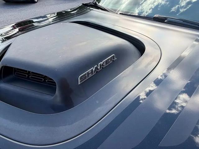 2016 Dodge Challenger R/T Plus Shaker