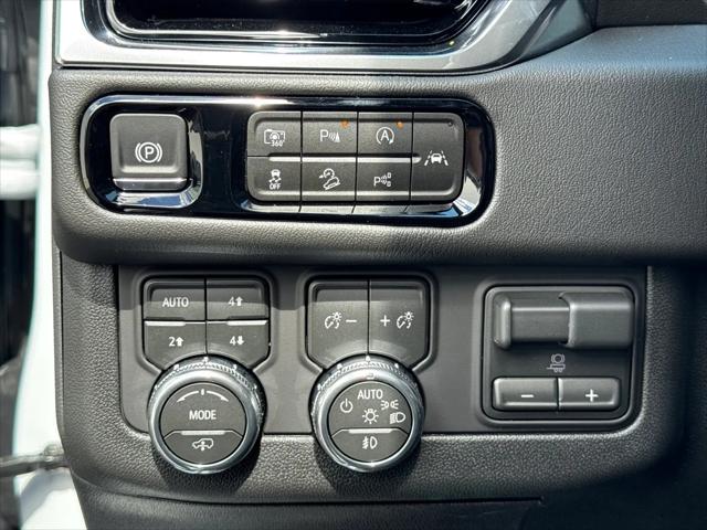 2026 GMC Yukon XL 4WD Denali