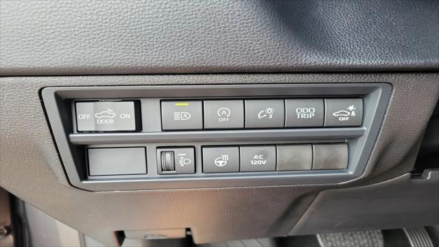 2026 Toyota Tundra SR5 CrewMax 5.5' Bed