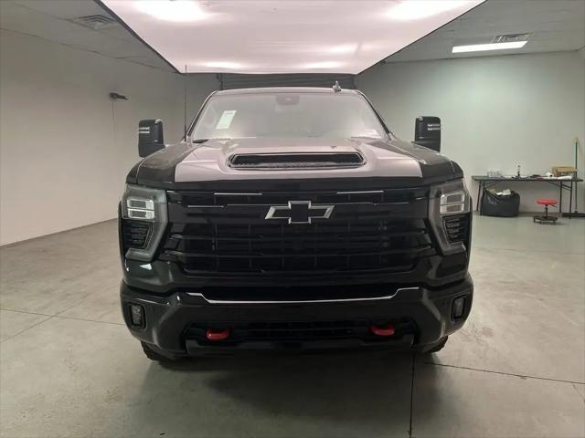 2026 Chevrolet Silverado 2500HD Crew Cab, Standard Bed, LT, 4WD