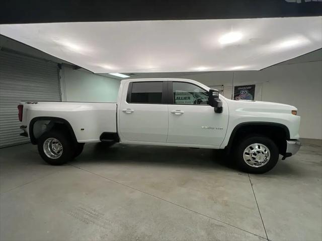 2026 Chevrolet Silverado 3500HD Crew Cab, Long Bed, LT Dual Rear Wheel, RWD