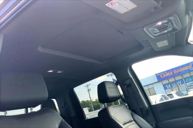 2023 GMC Sierra 3500HD 4WD Crew Cab Standard Bed Denali