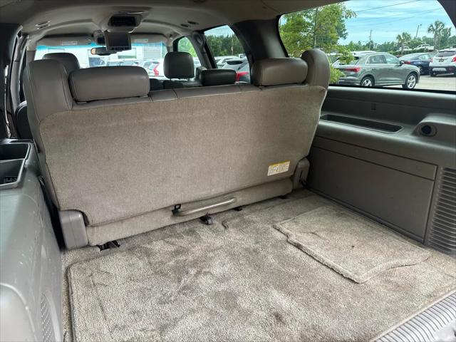 2003 Chevrolet Suburban LT
