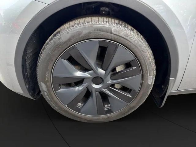 2024 Tesla Model Y Long Range Dual Motor All-Wheel Drive