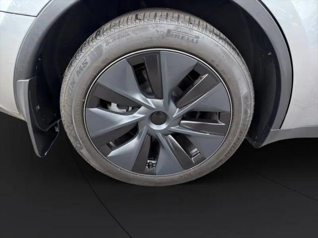 2024 Tesla Model Y Long Range Dual Motor All-Wheel Drive