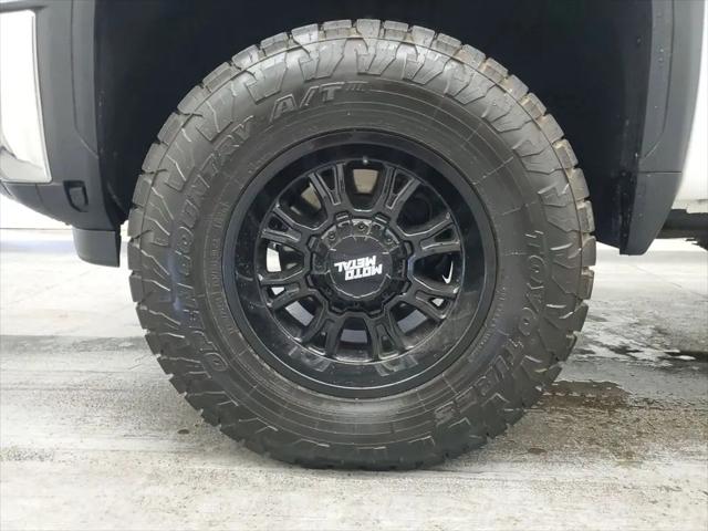 2025 GMC Sierra 3500HD Crew Cab, Long Bed, SLT DRW, 4WD