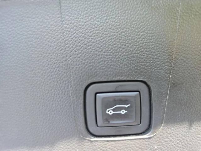 2023 Chevrolet Traverse FWD LT Cloth