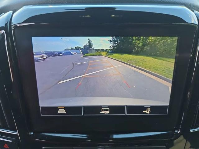 2023 Chevrolet Traverse FWD LT Cloth