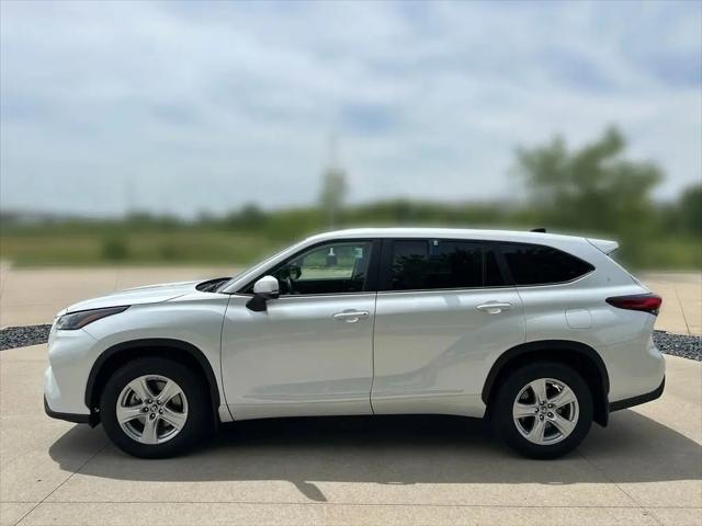 2023 Toyota Highlander L for sale in Grimes, IA