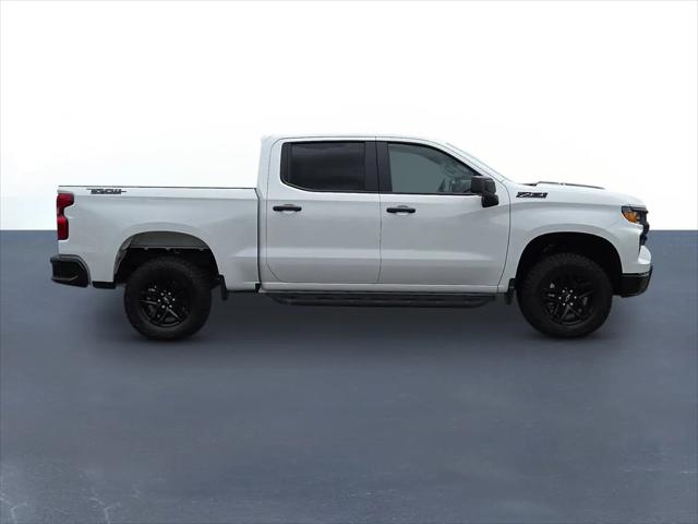 2026 Chevrolet Silverado 1500 4WD Crew Cab Short Bed Custom Trail Boss