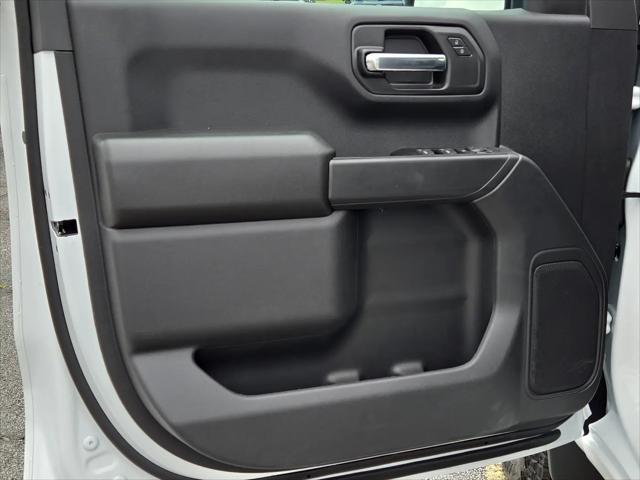 2026 Chevrolet Silverado 1500 4WD Crew Cab Short Bed Custom Trail Boss