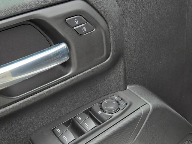 2026 Chevrolet Silverado 1500 4WD Crew Cab Short Bed Custom Trail Boss