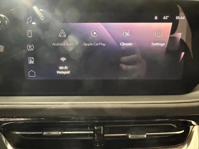 2026 Buick NV Avenir FWD