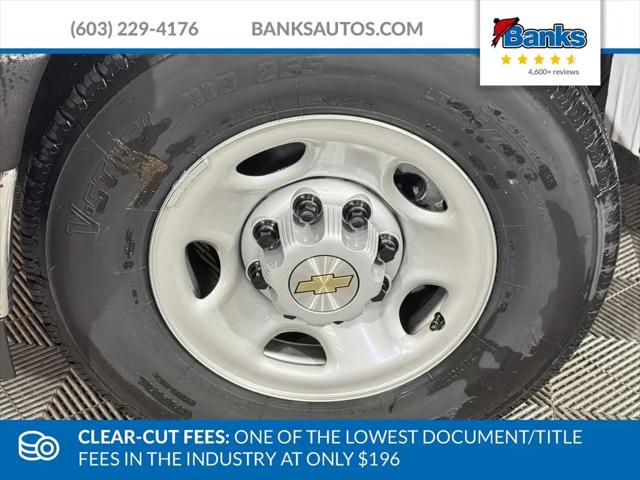 2026 Chevrolet Express Cargo Van 2500 Regular Wheelbase, WT, RWD