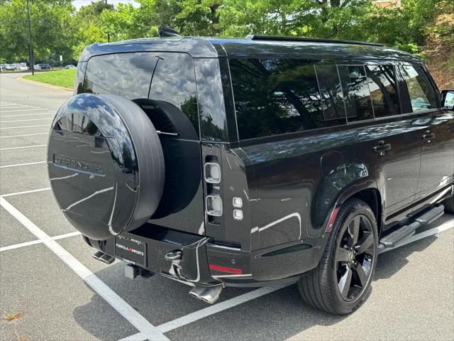 2025 Land Rover Defender 130 P500 V8