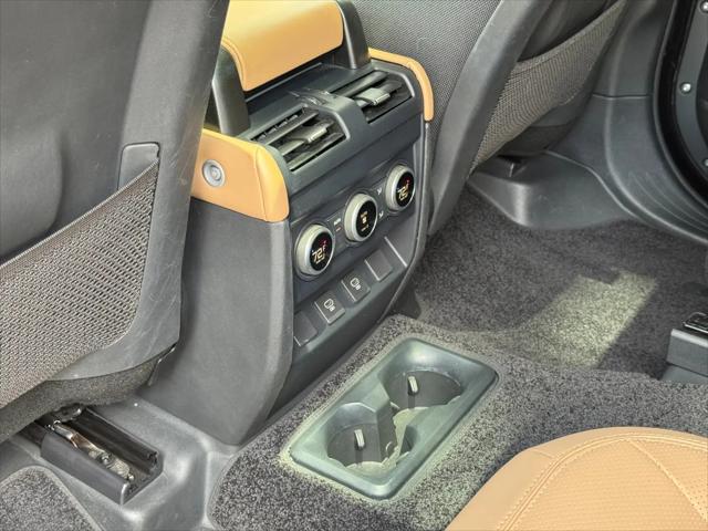 2025 Land Rover Defender 130 P500 V8
