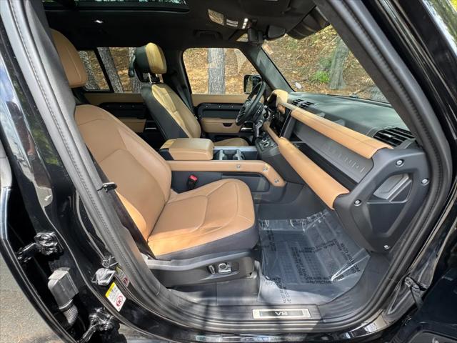 2025 Land Rover Defender 130 P500 V8
