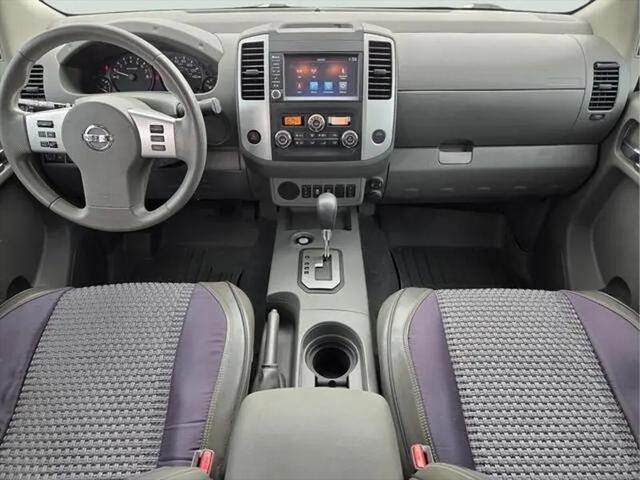 2021 Nissan Frontier Crew Cab SV 4x2