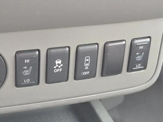 2021 Nissan Frontier Crew Cab SV 4x2