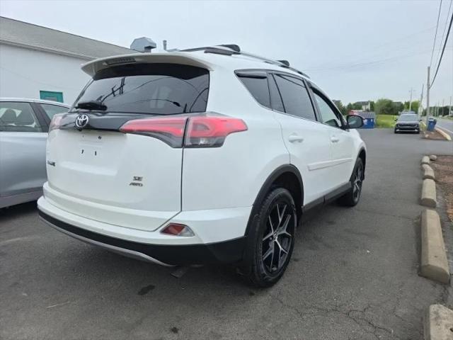 2017 Toyota RAV4 SE