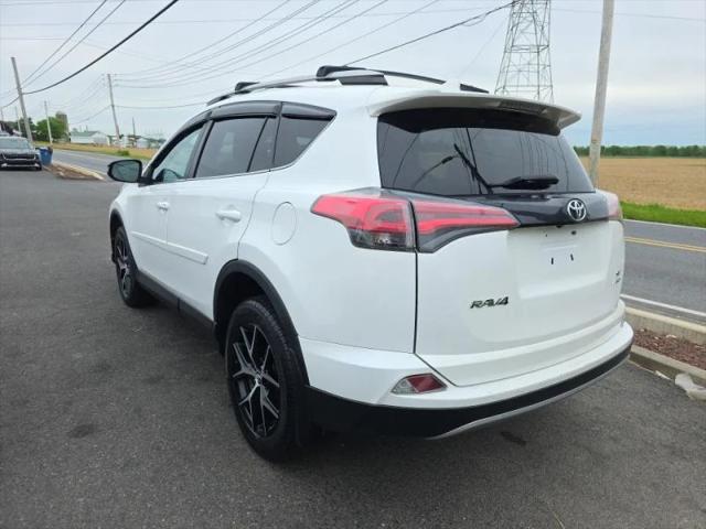 2017 Toyota RAV4 SE